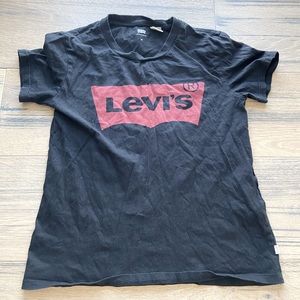 Levi’s Tee